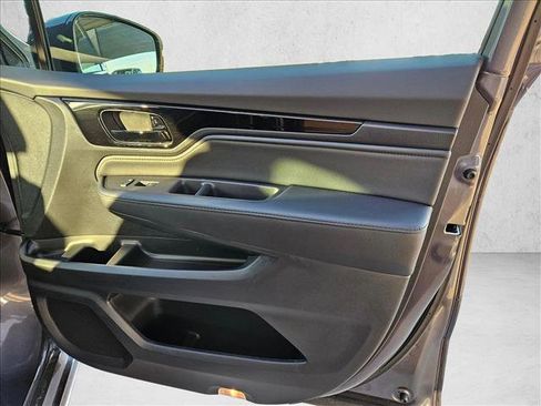 Used 2026 Honda Odyssey Elite image 25