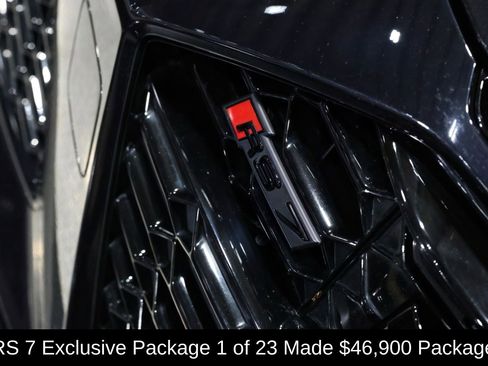 Used 2022 Audi RS 7 Sportback AWD/4WD image 35