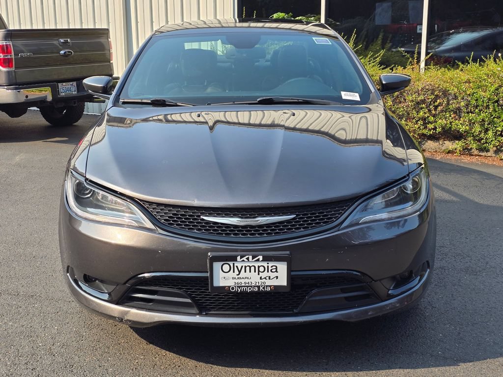 Used 2015 Chrysler 200 S w/ Comfort Group FWD image 2