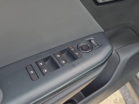 New 2025 Kia K4 LXS image 20