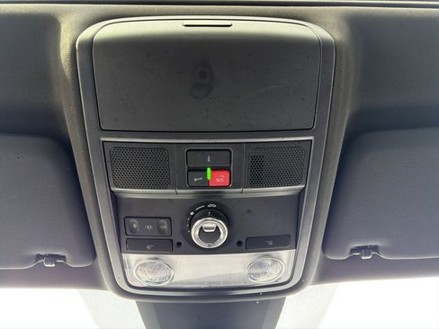 Certified 2021 Volkswagen Passat 2.0T R-Line image 18