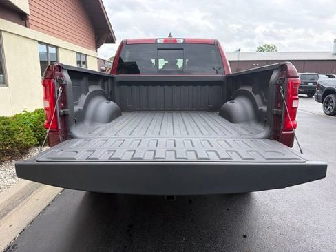 Used 2025 RAM 1500 Big Horn AWD/4WD image 11