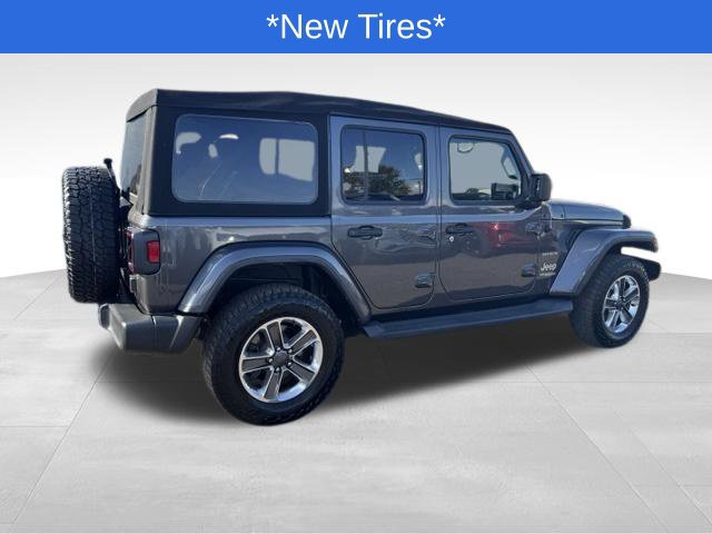 Used 2018 Jeep Wrangler Unlimited Sahara AWD/4WD image 3