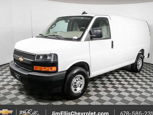 Certified 2025 Chevrolet Express 2500 w/ Driver Convenience Package RWD image 19