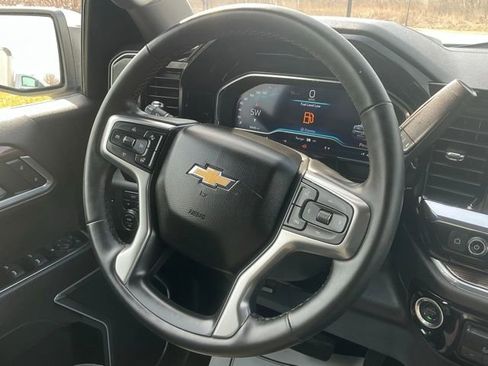 Used 2025 Chevrolet Silverado 1500 LT image 18