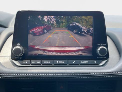 Used 2026 Nissan Rogue SV FWD image 27