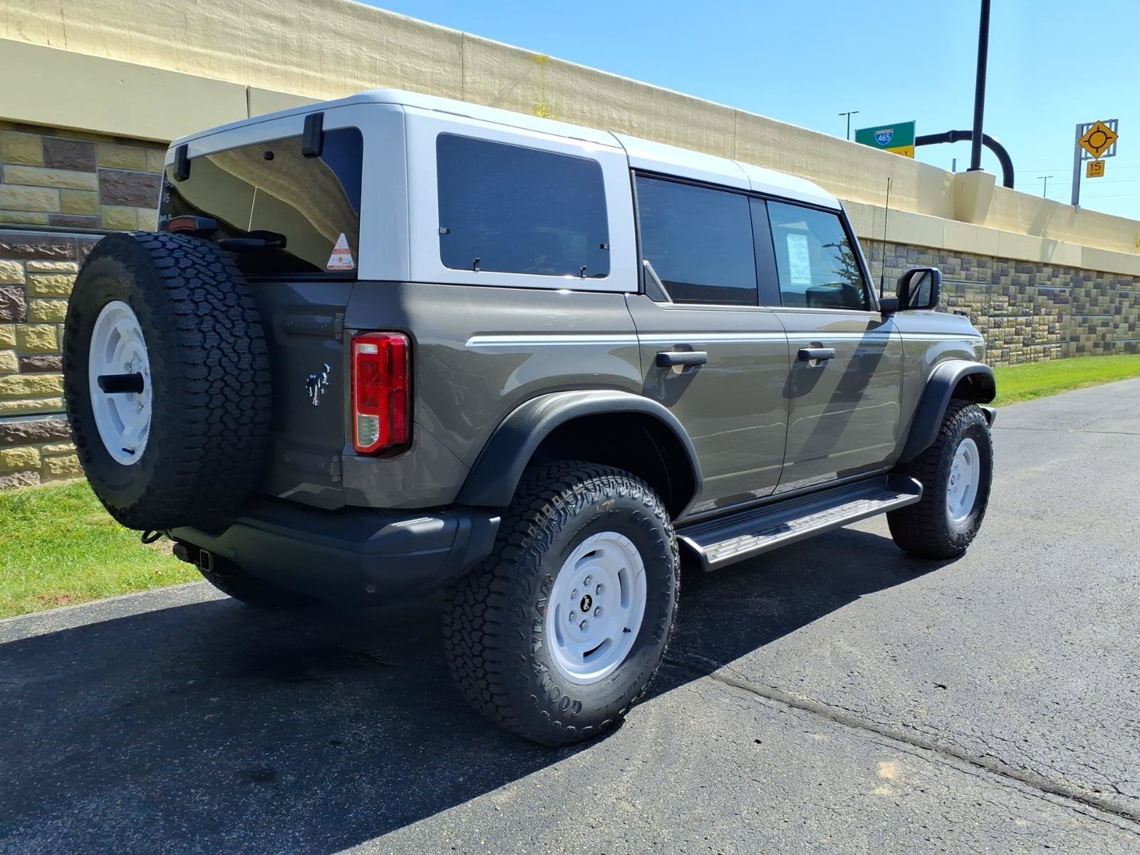 New 2026 Ford Bronco Heritage Edition AWD/4WD image 10