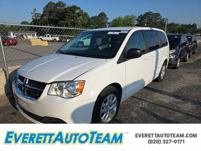 Used 2017 Dodge Grand Caravan SE