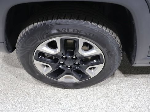 Used 2017 Jeep Compass Trailhawk w/ Cold Weather Group AWD/4WD image 10