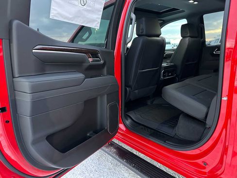 New 2026 GMC Sierra 1500 Elevation w/ Elevation Premium Package AWD/4WD image 15