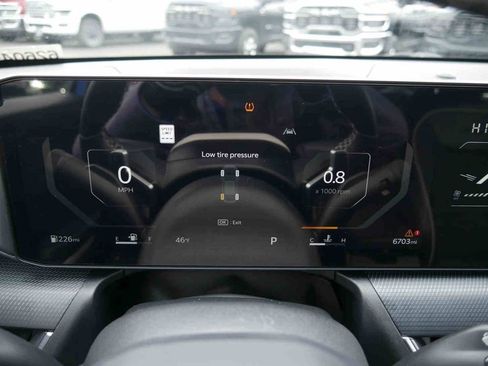 Used 2025 Kia K4 GT-Line image 35