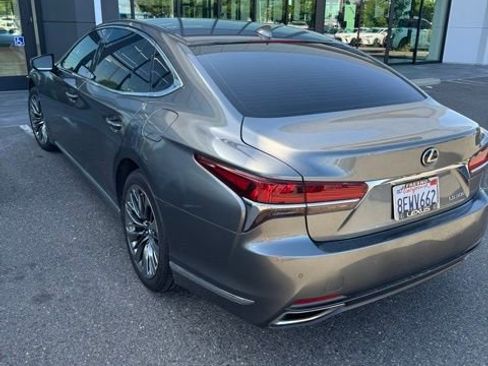 Used 2018 Lexus LS 500 w/ Interior Upgrade Package RWD image 3