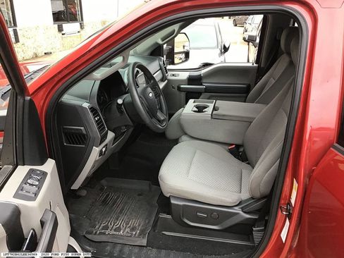 Used 2020 Ford F250 XLT w/ XLT Value Package image 14