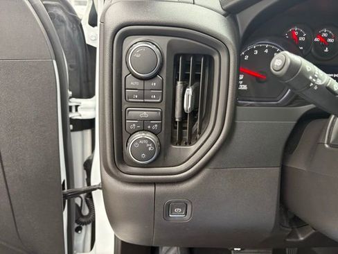 Used 2024 Chevrolet Silverado 1500 Custom Trail Boss image 26