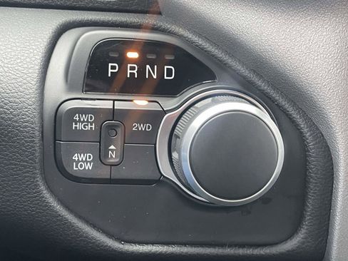 Used 2024 RAM 2500 Big Horn w/ Bed Utility Group image 27