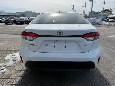 Used 2023 Toyota Corolla LE image 7
