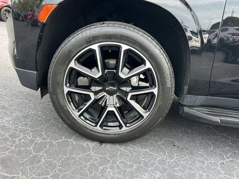 Used 2021 Chevrolet Tahoe RST w/ Luxury Package image 9