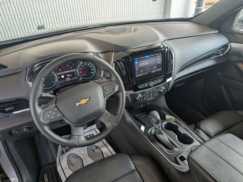 Certified 2023 Chevrolet Traverse LT w/ LT Premium Package image 14