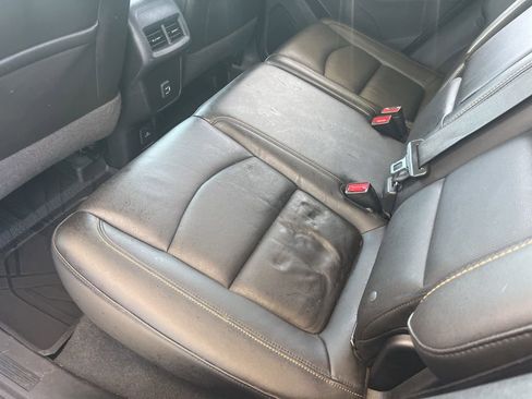 Used 2021 Chevrolet Equinox Premier w/ Redline Edition image 30