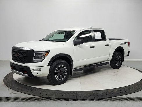 Used 2023 Nissan Titan PRO-4X w/ Pro-4x Utility Package AWD/4WD image 3