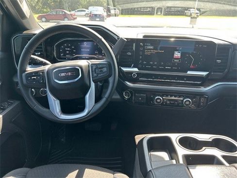 Used 2025 GMC Sierra 1500 Elevation image 27