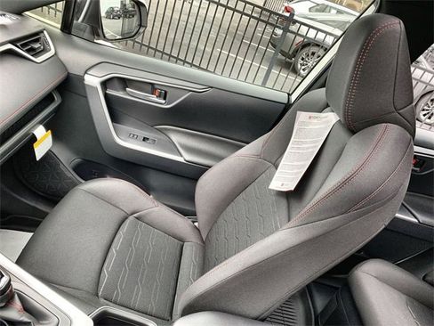 New 2025 Toyota RAV4 SE image 31