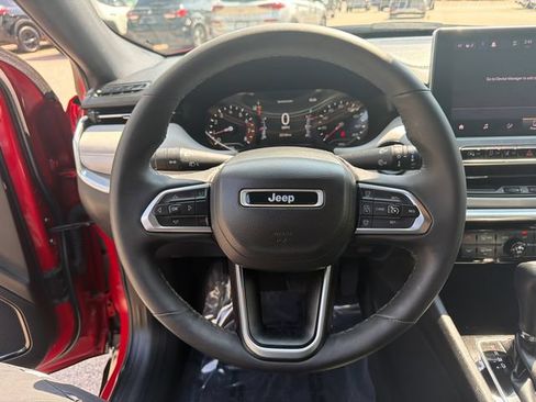 Used 2023 Jeep Compass Limited AWD/4WD image 29