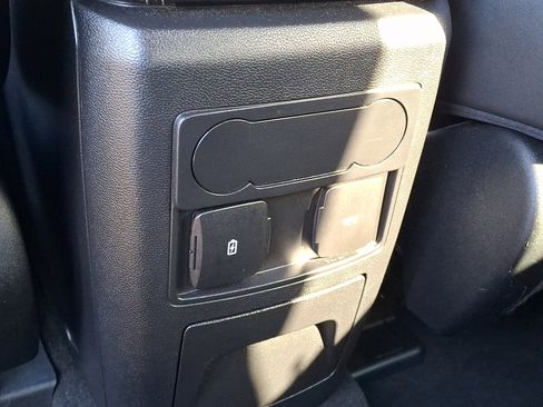 Used 2023 Ford Explorer XLT w/ Equipment Group 202A AWD/4WD image 11