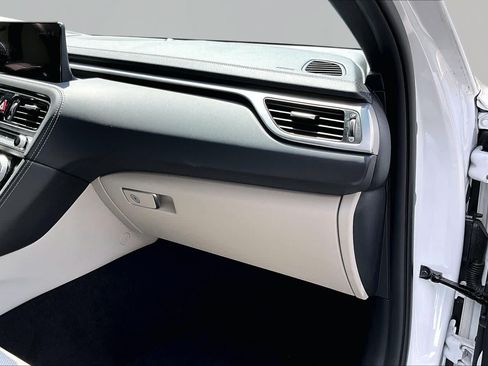 Used 2023 Genesis G70 2.0T RWD image 19