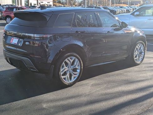 Used 2022 Land Rover Range Rover Evoque R-Dynamic SE image 4