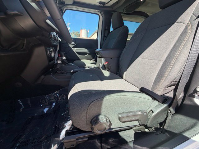 Used 2024 Jeep Wrangler Sport AWD/4WD image 14