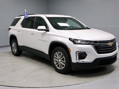 Used 2023 Chevrolet Traverse LT