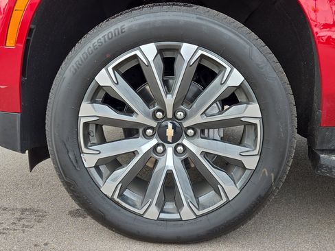 Used 2025 Chevrolet Tahoe High Country w/ Sun And Tow Package image 6