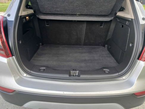 Used 2018 Buick Encore Essence FWD image 16