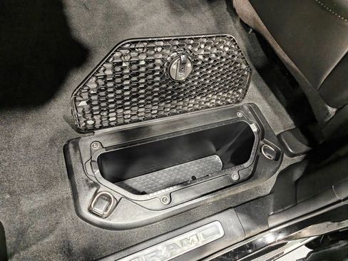 Used 2022 RAM 1500 Laramie w/ Sport Appearance Package image 29