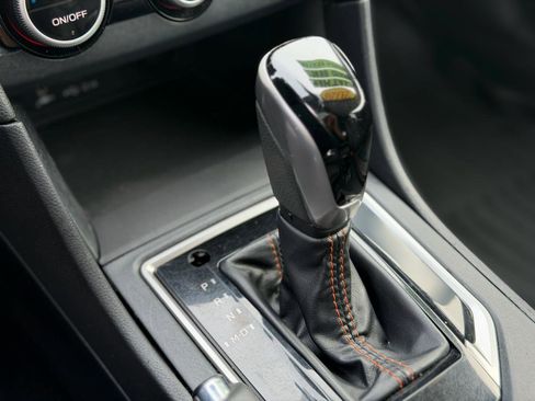 Used 2020 Subaru Crosstrek 2.0i Limited image 27