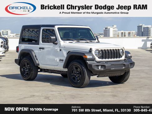 Used 2024 Jeep Wrangler Sport image 3