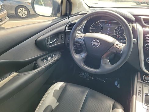 Used 2024 Nissan Murano SL image 19