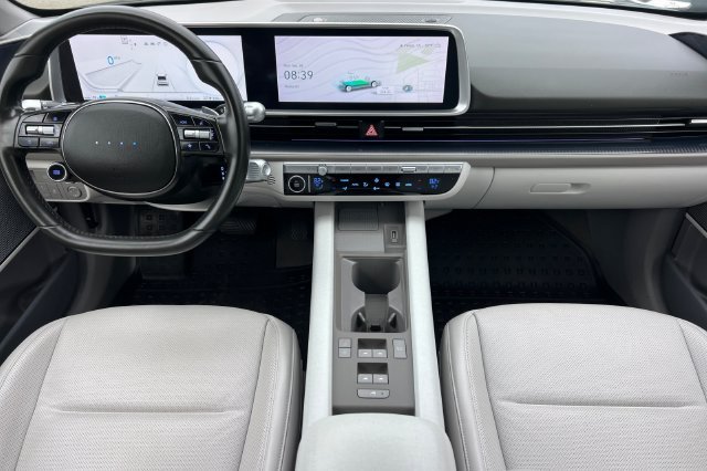 Used 2023 Hyundai Ioniq 6 SEL RWD image 17