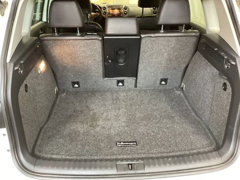 Used 2017 Volkswagen Tiguan S AWD/4WD image 17