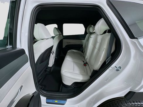 New 2026 Hyundai Tucson Limited image 17