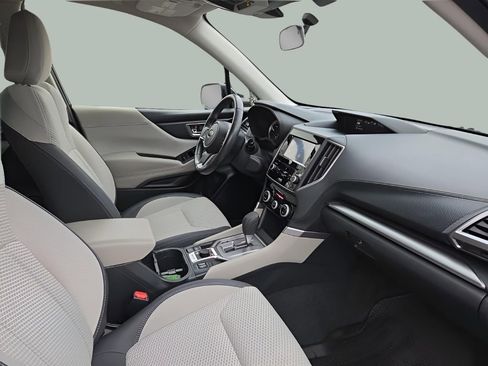 Certified 2023 Subaru Forester Premium image 10