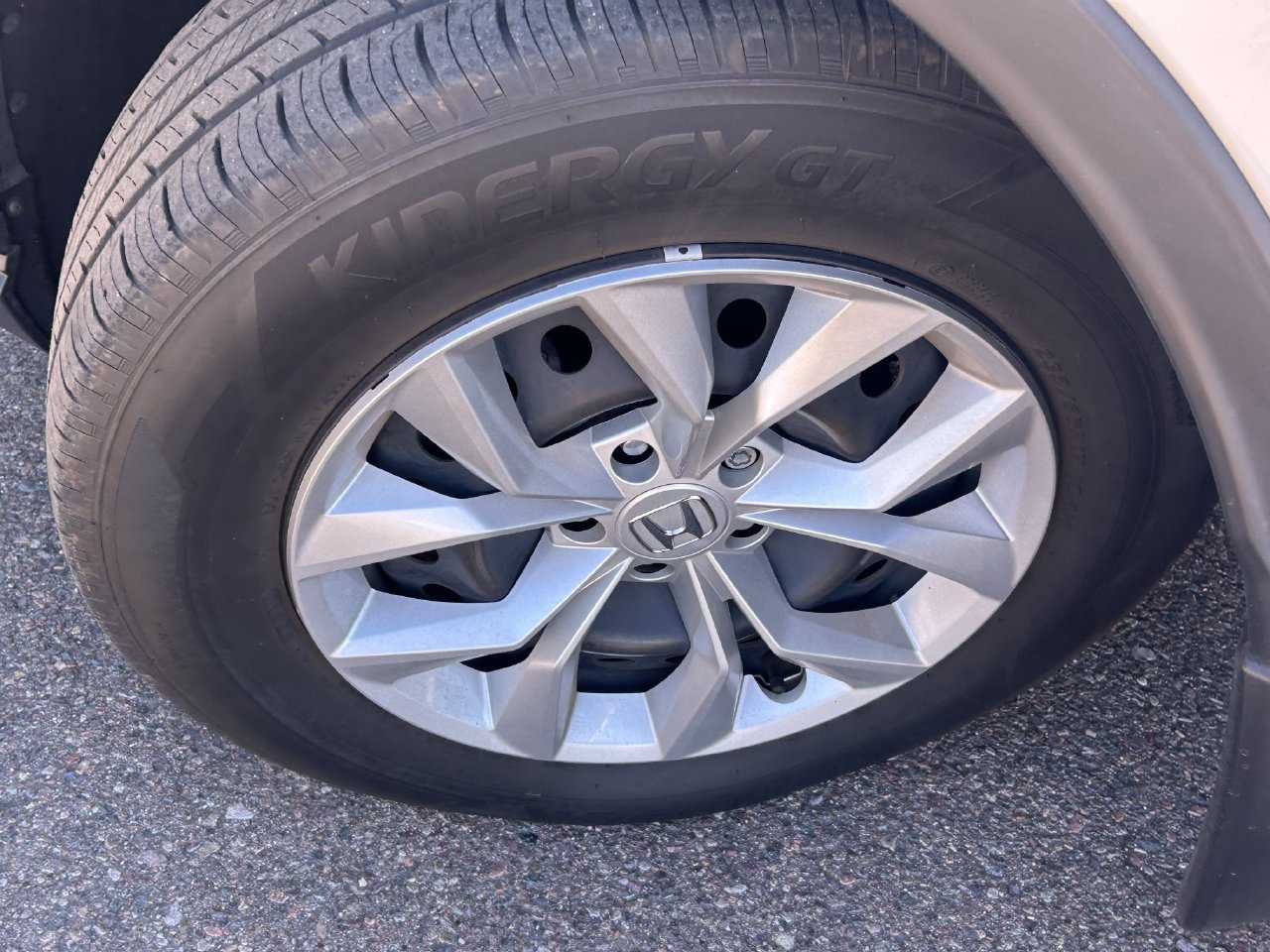 Used 2025 Honda CR-V LX image 14