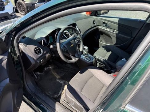 Used 2015 Chevrolet Cruze LT FWD image 7