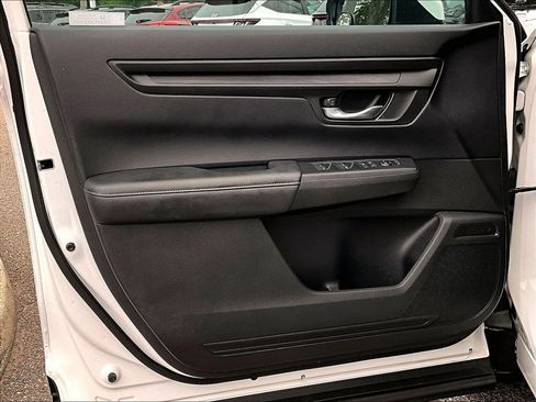 Used 2024 Honda CR-V EX image 9