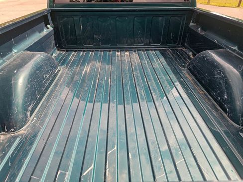 Used 1998 Chevrolet Silverado 1500 4x4 Extended Cab w/ Preferred Equipment Group 2 image 18