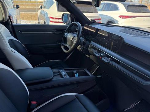 Used 2026 Kia EV9 GT-Line image 34