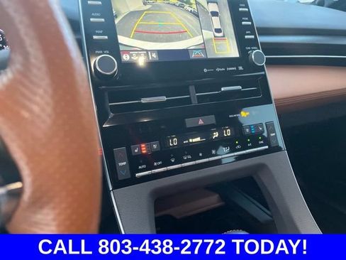 Used 2021 Toyota Avalon Limited w/ Advanced Safety Package FWD image 26