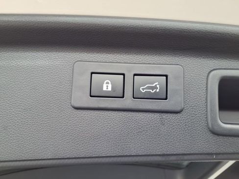 Used 2024 Subaru Forester Sport image 12