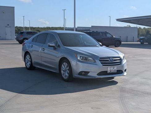 Used 2016 Subaru Legacy 2.5i Premium AWD/4WD image 7